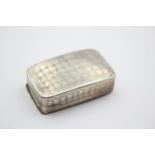 Antique / Vintage .900 SILVER Curved Snuff Box w/ Engraved Cartouche (30g) // Dimensions - 5cm(w)