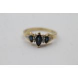 9ct White And Yellow Gold Diamond And Sapphire Highlighted Graduated Trilogy Statement Ring (3.3g)