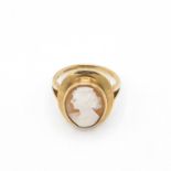 9ct gold cameo ring size L 4.9g