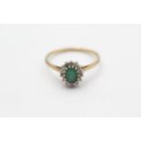 9ct Gold Diamond & Emerald Oval Cluster Ring (2.3g) Size S