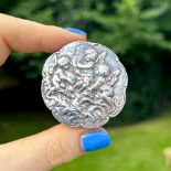 Vintage Hallmarked 1978 London STERLING SILVER Cherub Pill / Trinket Box (31g) // Maker -