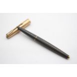 Vintage PARKER 61 Grey FOUNTAIN PEN w/ Rolled Gold Cap WRITING // Vintage PARKER 61 Grey FOUNTAIN