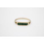 9ct Gold Retro Vintage Flush Set Malachite Narrow Signet Ring (1.5g) Size K