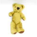 Vintage Merrythought Golden Mohair Jointed Teddy Bear With Amber Plastic Eyes // Height: 27 cm