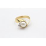 18ct Gold Vintage Cultured Pearl And Diamond Set Dress Ring (4.3g) Size N