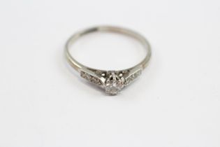 18ct White Gold Diamond Ring (2.2g) Size Q