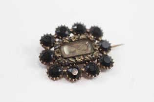 9ct Gold Antique Paste Mourning Brooch (5.6g)