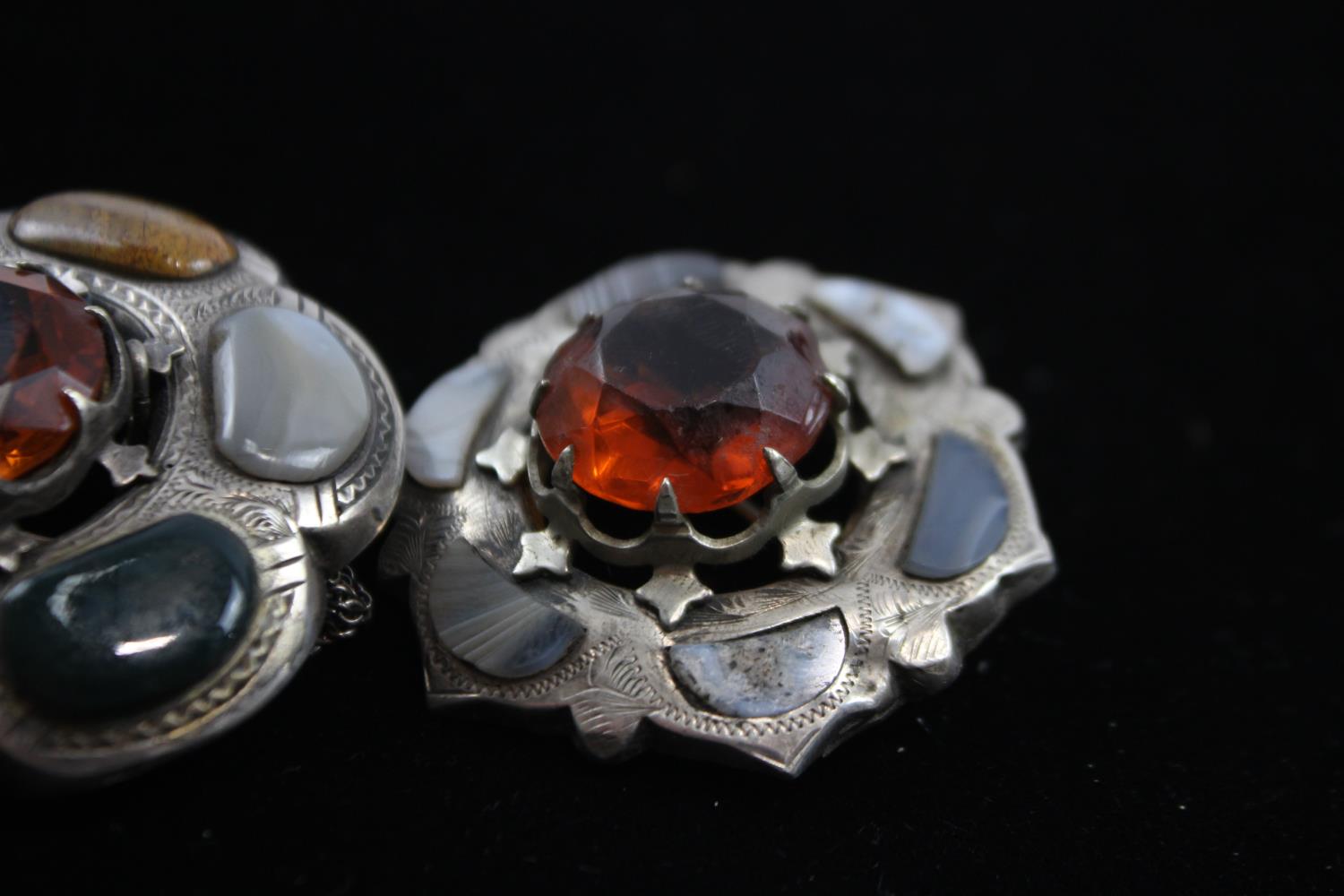 Two Victorian Silver Scottish Revival Hardstone Brooches (45g) // - Image 5 of 7