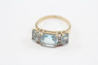 9ct Gold Blue Topaz & Diamond Nine Stone Cluster Dress Ring (3.2g) Size O