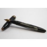 Vintage A.W FABER-CASTELL Green Fountain Pen w/ 14ct Gold Nib WRITING // Vintage A.W FABER-CASTELL