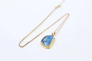 14ct Gold Black Boulder Opal Pendant Necklace (3.9g)