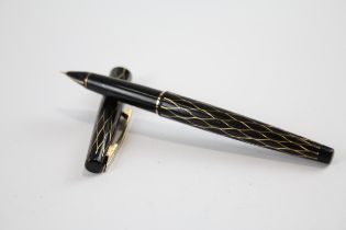 Vintage Sheaffer Stylist Black & Gold Fountain Pen w/ 14ct Gold Nib Writing // Dip Tested &