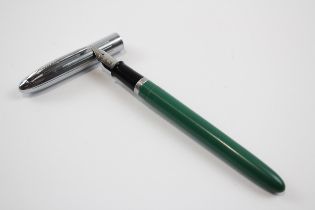 Vintage Sheaffer Craftsman Pale Green Fountain Pen w/ Steel Nib Writing // Dip Tested & Writing In