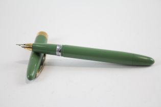 Vintage SHEAFFER Snorkel Green FOUNTAIN PEN w/ Gold Plate Nib WRITING // Dip Tested & WRITING In