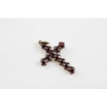 14ct Gold Bohemian Garnet Cross Pendant (1.7g)