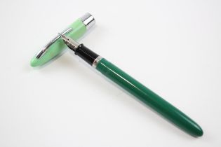 Vintage Sheaffer 304 Green Fountain Pen w/ Steel Nib Writing // Dip Tested & Writing In vintage