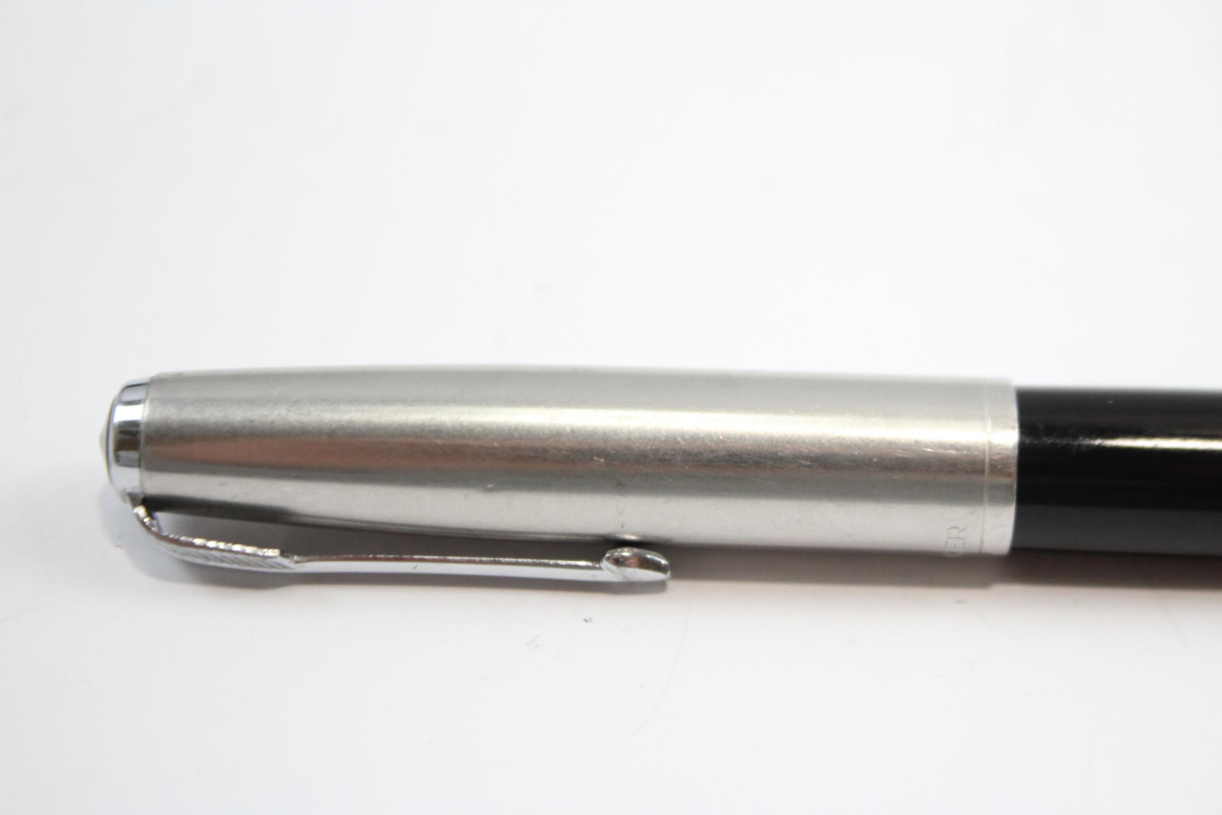 Vintage PARKER 51 Black FOUNTAIN PEN w/ Brushed Steel Cap WRITING // Dip Tested & WRITING In vintage - Image 7 of 9