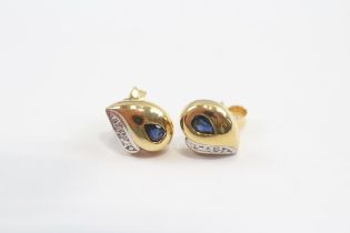 18ct Gold Diamond & Sapphire Stud Earrings (2.2g)