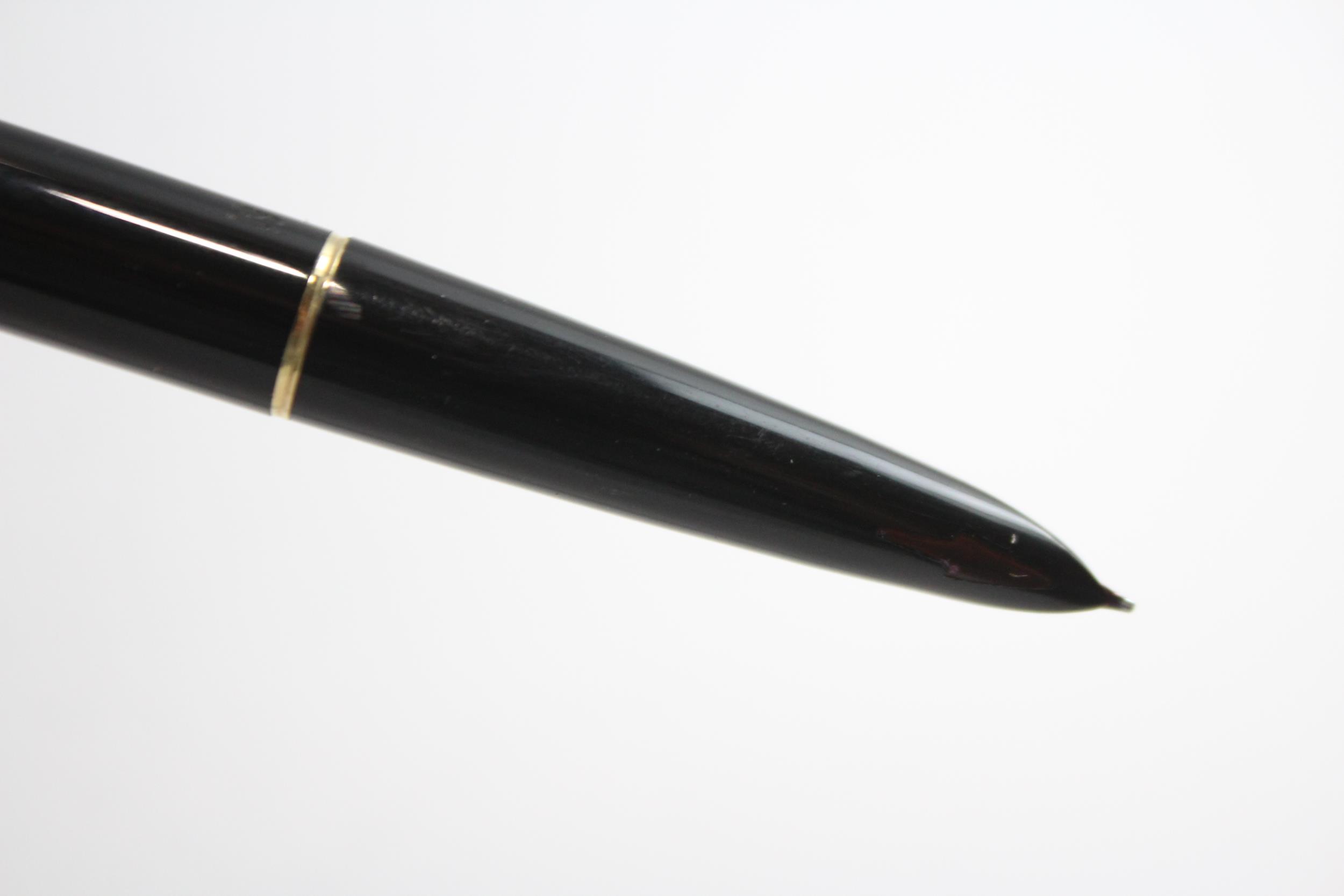 Vintage Parker 61 Black Fountain Pen w/ 14ct Gold Nib, Gold Plate Cap WRITING // w/ 14ct Gold Nib - Image 4 of 8