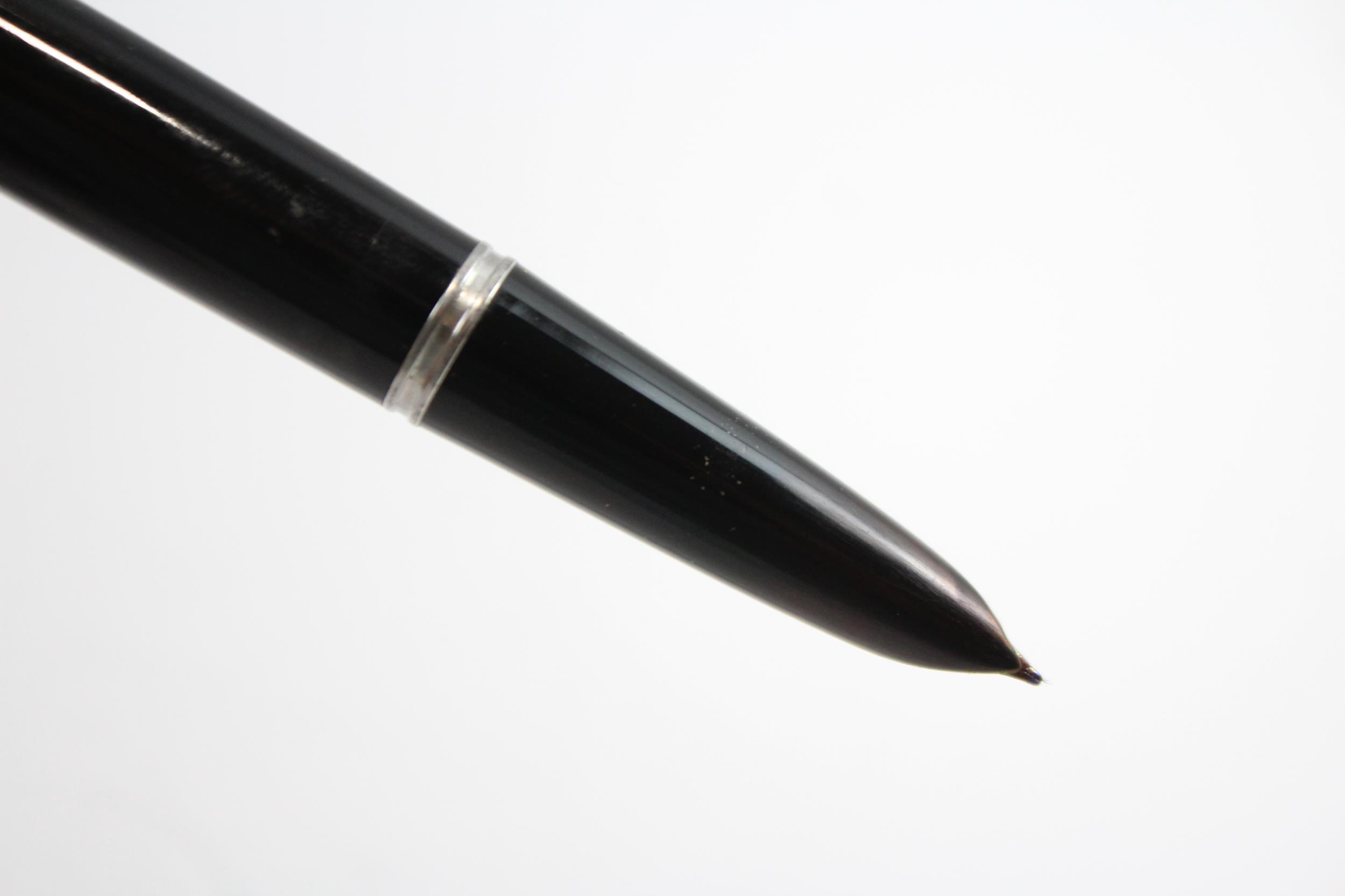 Vintage PARKER 51 Black FOUNTAIN PEN w/ Brushed Steel Cap WRITING // Dip Tested & WRITING In vintage - Image 3 of 9