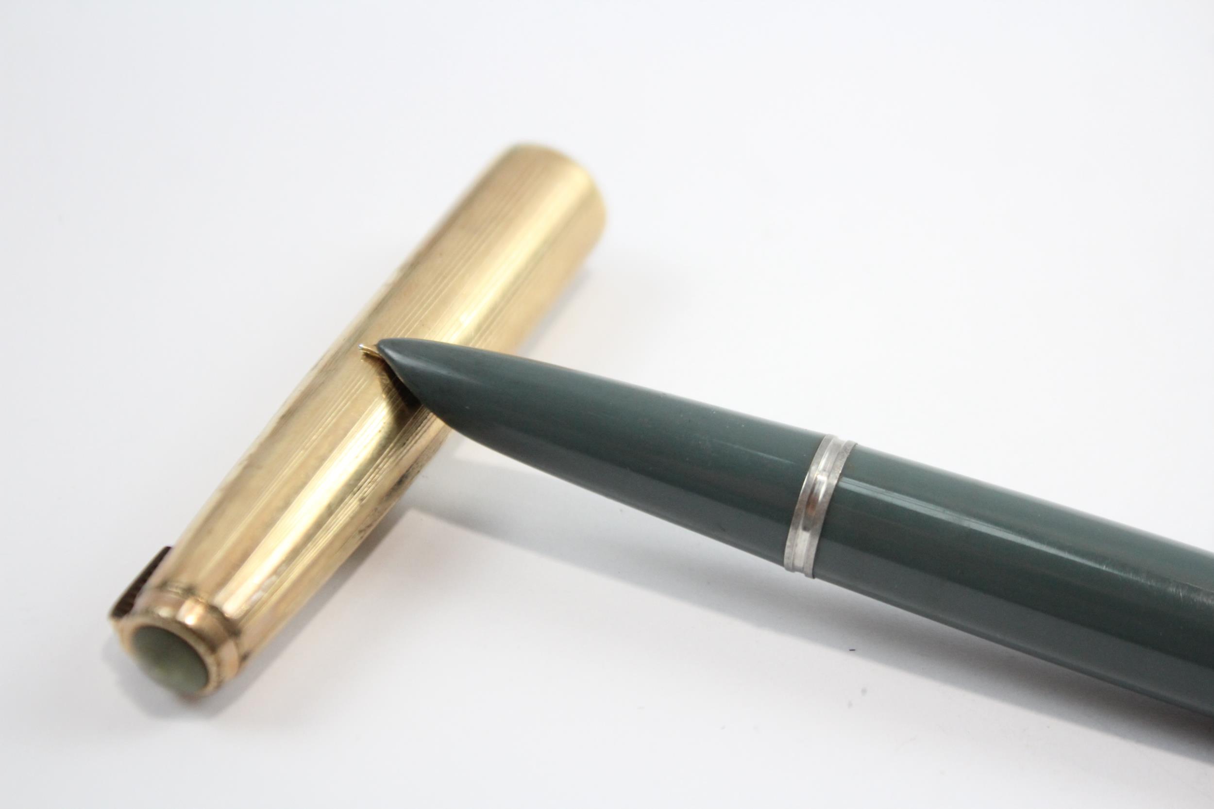 Vintage PARKER 51 Grey FOUNTAIN PEN w/ Rolled Gold Cap WRITING // Dip Tested & WRITING In vintage - Image 2 of 9