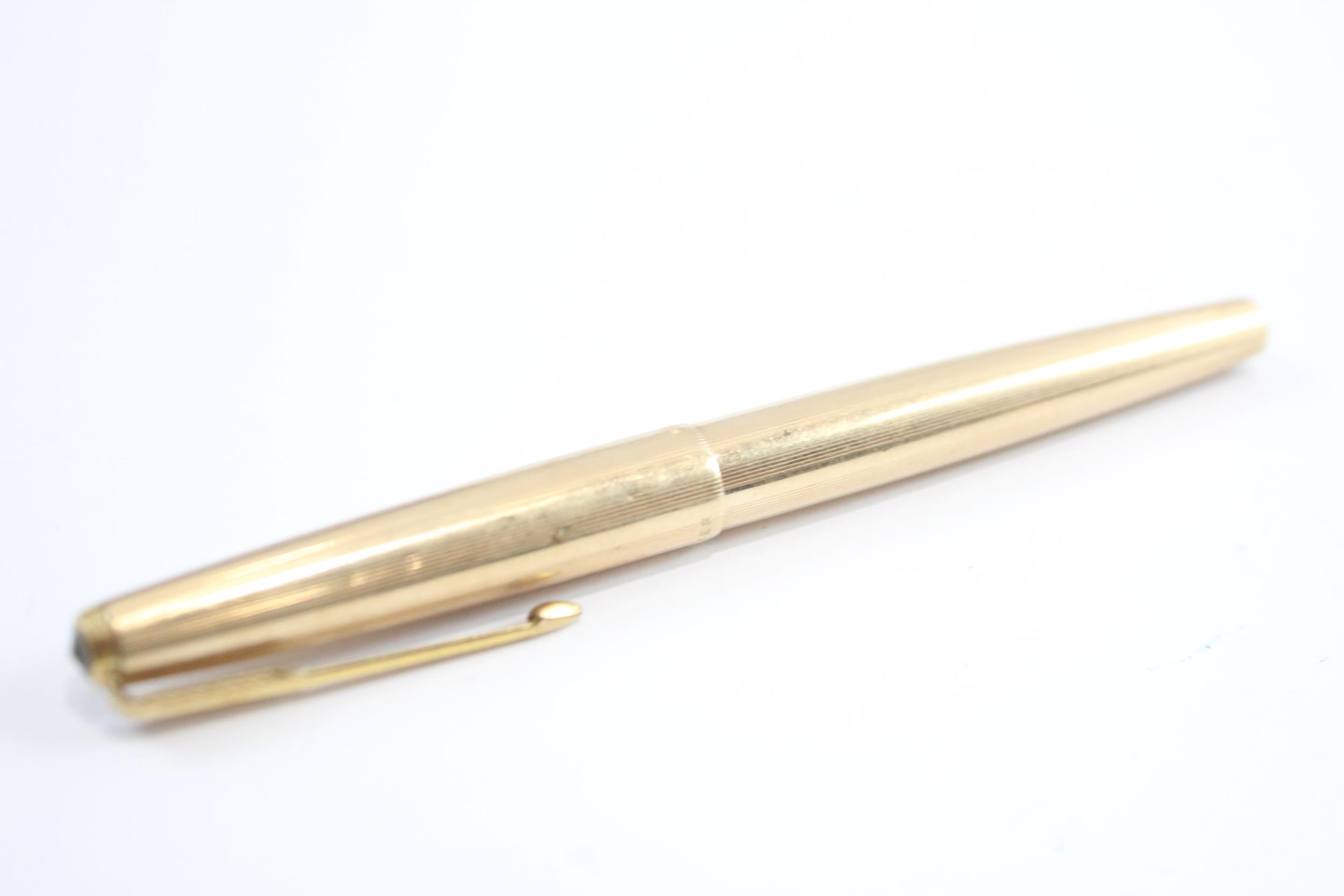 Vintage PARKER 61 Gold Plated Fountain Pen w/ 14ct Gold Nib WRITING (23g) // Dip Tested & WRITING In - Image 6 of 6