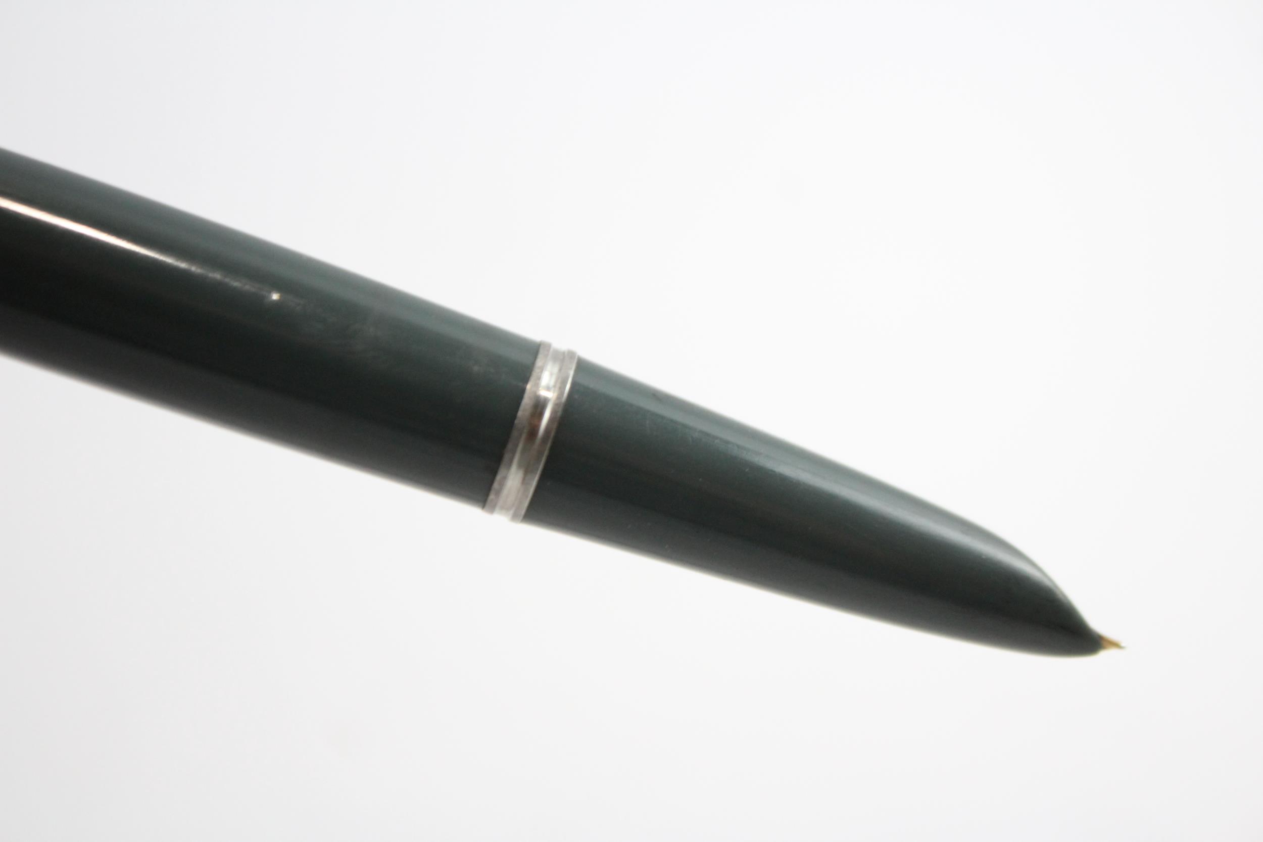 Vintage PARKER 51 Grey FOUNTAIN PEN w/ Rolled Gold Cap WRITING // Dip Tested & WRITING In vintage - Image 3 of 9