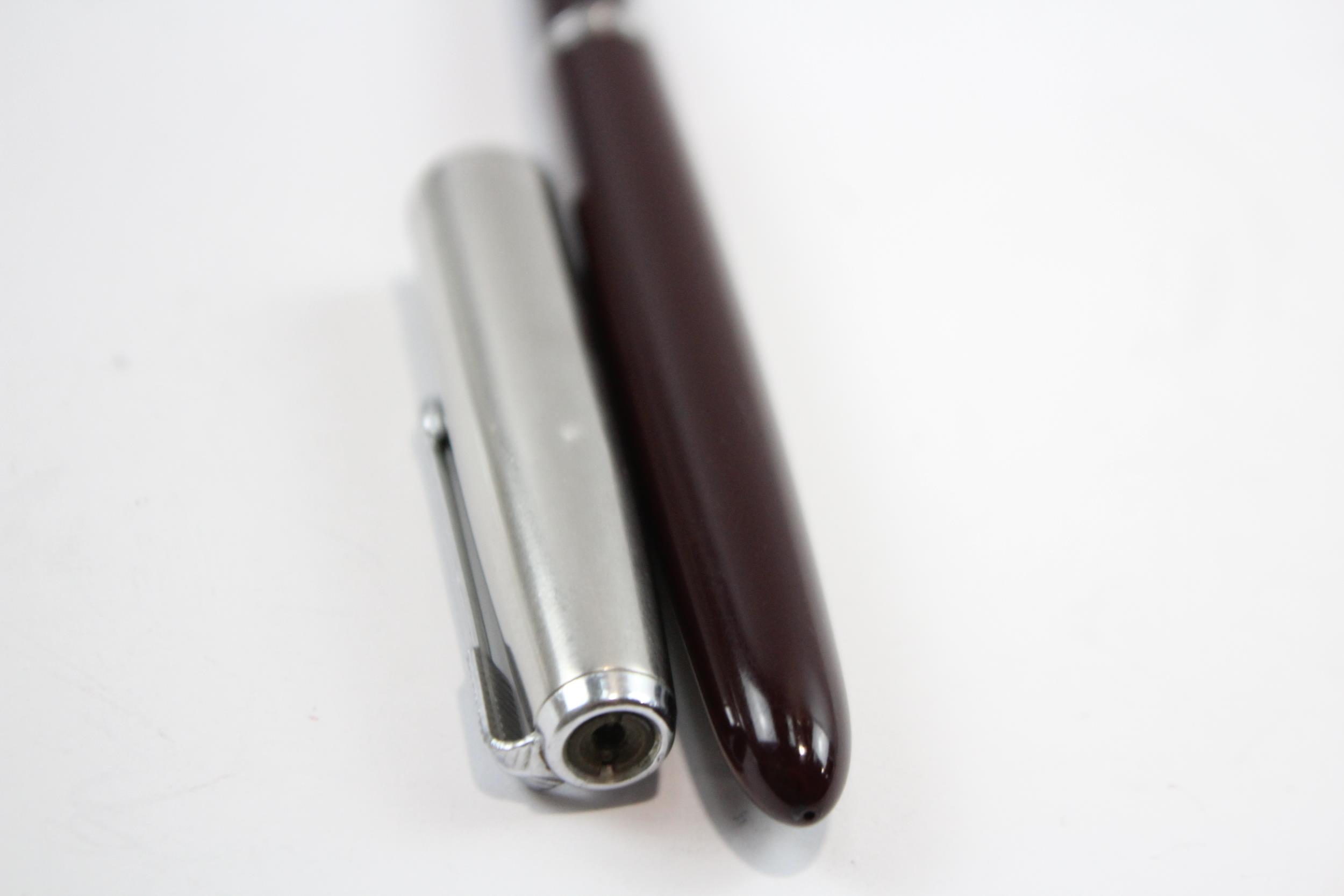 Vintage PARKER 51 Burgundy FOUNTAIN PEN w/ Brushed Steel Cap WRITING // Dip Tested & WRITING In - Image 5 of 8