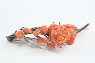 9ct Gold Coral Carved Brooch (8.4g)