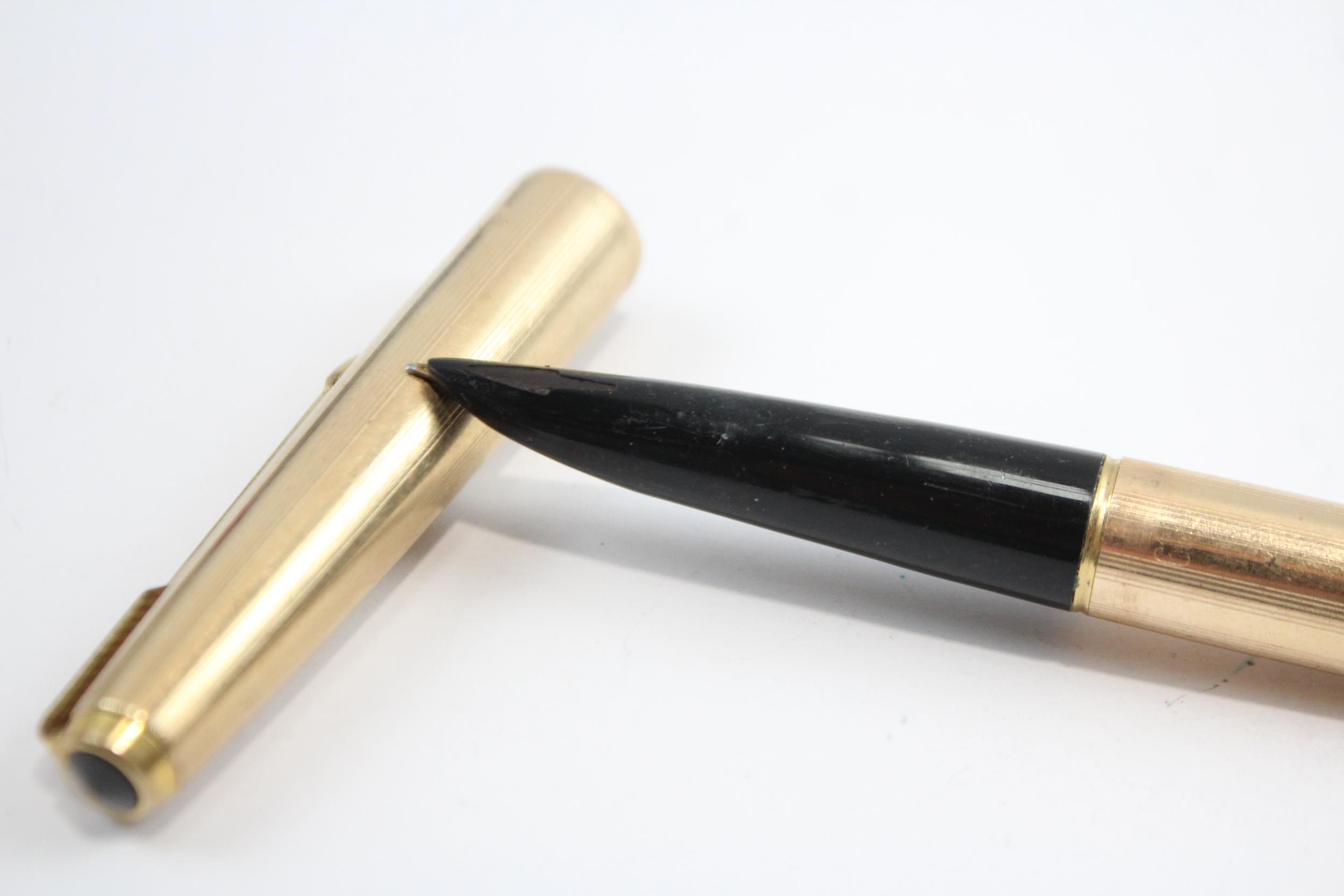 Vintage PARKER 61 Gold Plated Fountain Pen w/ 14ct Gold Nib WRITING (23g) // Dip Tested & WRITING In - Image 2 of 6