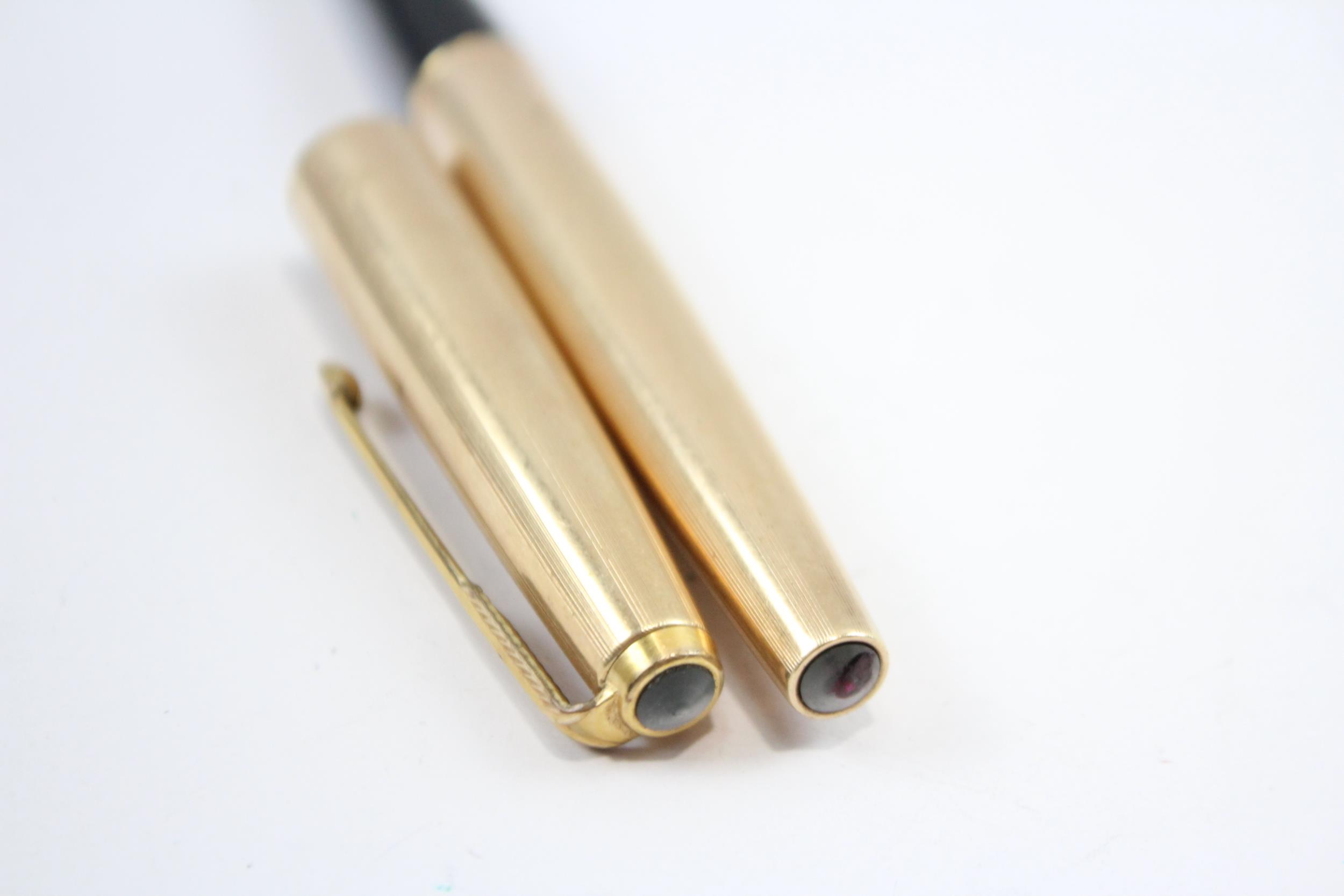 Vintage PARKER 61 Gold Plated Fountain Pen w/ 14ct Gold Nib WRITING (23g) // Dip Tested & WRITING In - Image 5 of 6