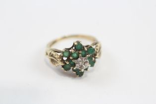 9ct Gold Diamond & Emerald Vintage Cluster Dress Ring (2.8g) Size L