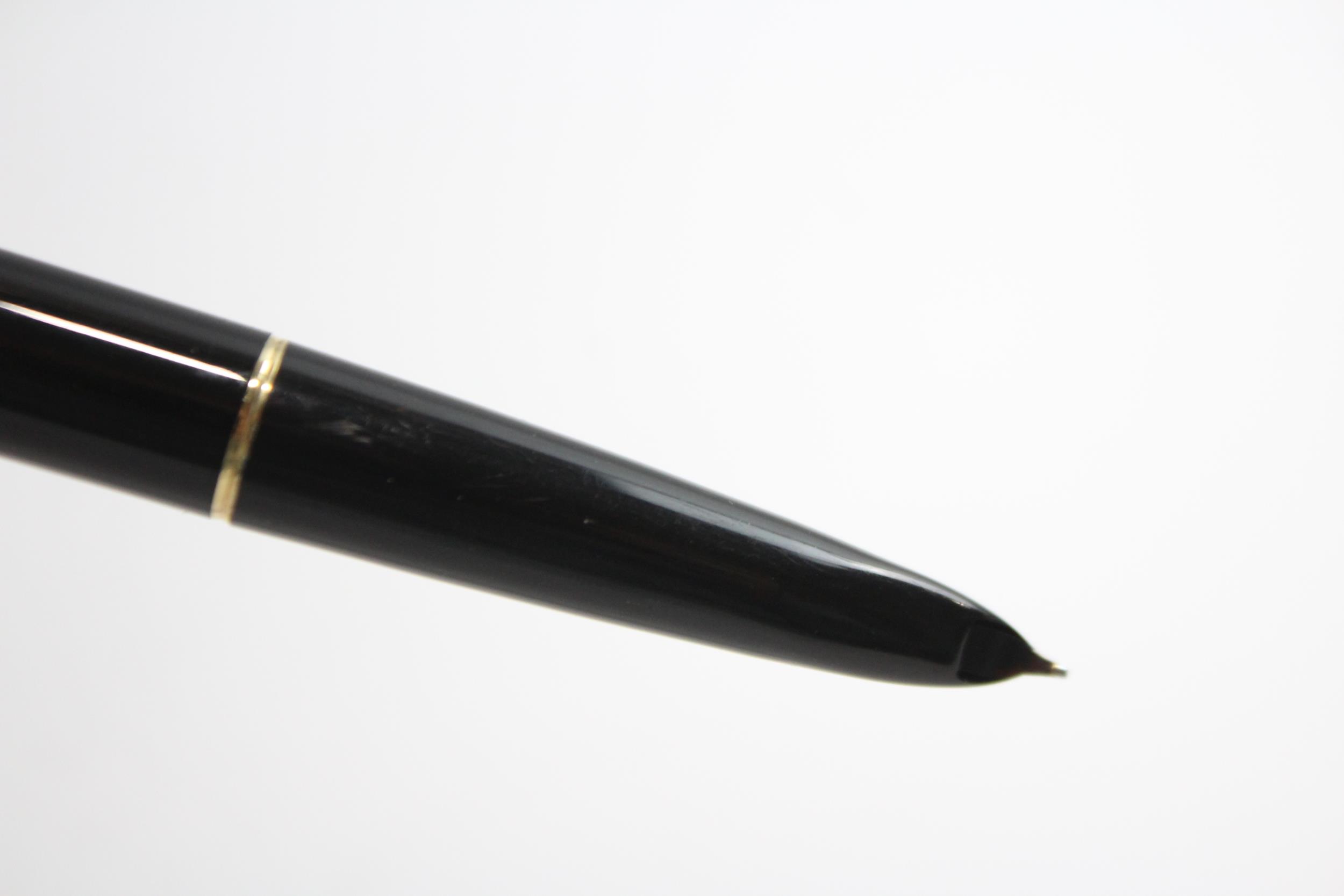 Vintage Parker 61 Black Fountain Pen w/ 14ct Gold Nib, Gold Plate Cap WRITING // w/ 14ct Gold Nib - Image 5 of 8