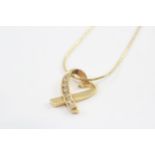 18ct Gold Diamond Set Heart Pendant Necklace (4.9g)