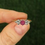 9ct Gold Diamond & Ruby Trefoil Ring (1.3g) Size O