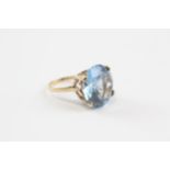 9ct Gold Blue Synthetic Spinel Single Stone Cocktail Ring (7.8g) Size P