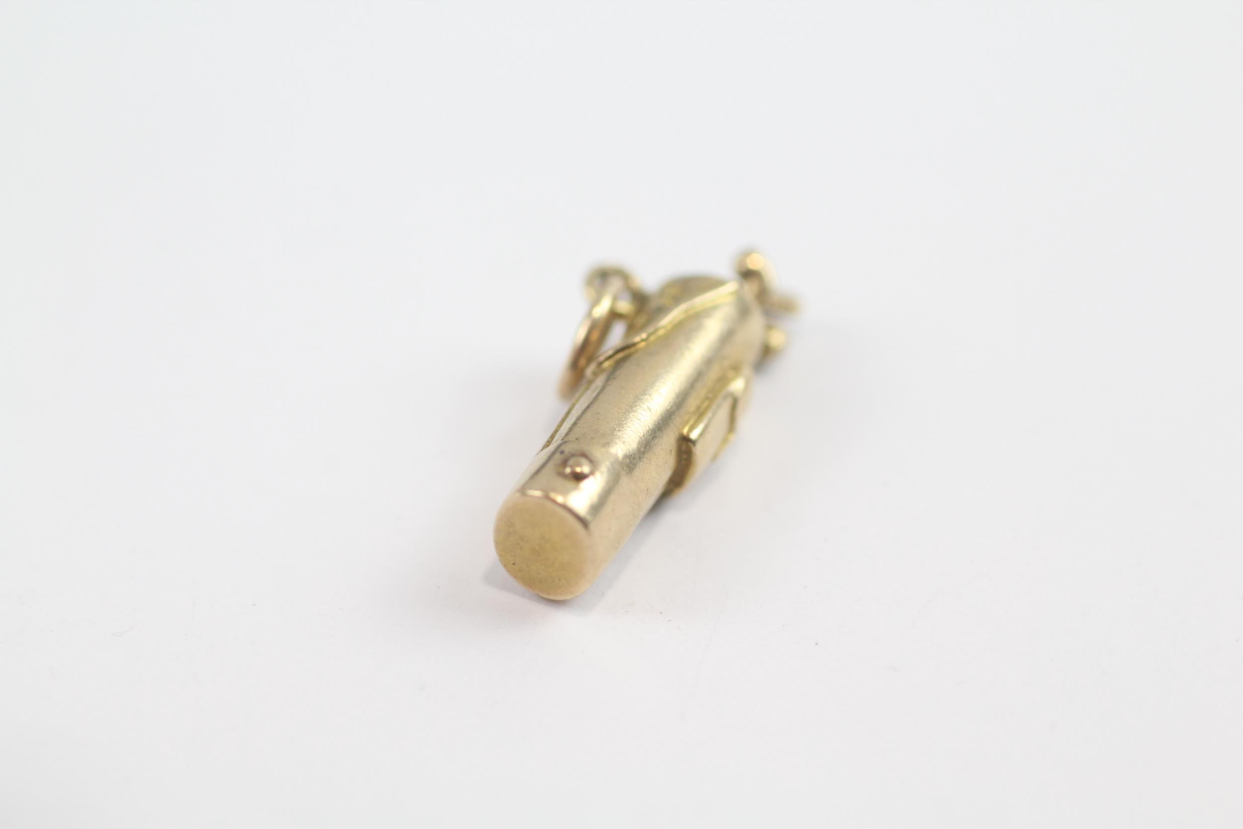 9ct Gold Vintage Gold Clubs In Bag Charm (2.3g) - Image 4 of 4