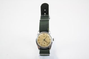 LONGINES Men's Vintage Military Style WRISTWATCH Hand-wind WORKING // LONGINES Men's Vintage