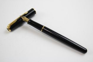 Parker Sonnet Fountain Pen Black Lacquer 18ct Gold Nib Writing // Dip Tested & Writing In previously