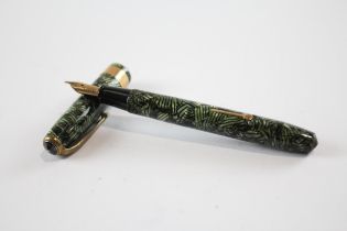 Vintage CONWAY STEWART 27 Green FOUNTAIN PEN w/ 14ct Gold Nib WRITING // Dip Tested & WRITING In