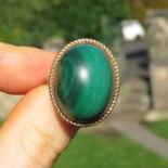 9ct Gold Malachite Single Stone Cocktail Ring (10.8g) Size P