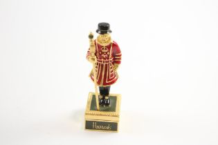 2008 Harrods x Estee Lauder Beefeater Enamel Novelty Souvenir Trinket Box // Height - 8cm In