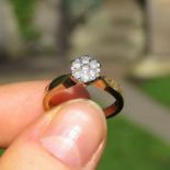 9ct Gold Vintage Diamond Set Cluster Ring (3.1g) Size J