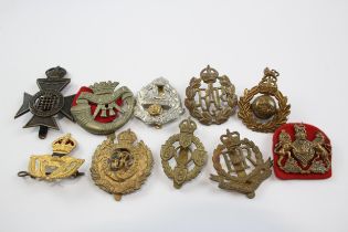 10x Military Cap Badges Inc RAF Officers, 16th County Of London, Cornwall LI, Et // Military Cap