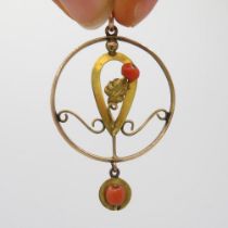 9ct Gold Edwardian Coral Set Pendant (2g)