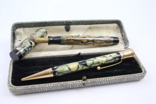 Vintage Parker Duofold Yellow Lacquer Fountain Pen w/ 18ct Gold Nib, Pencil, Box // Dip Tested &