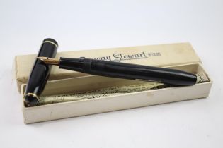 Vintage CONWAY STEWART 15 Black Fountain Pen w/ 14ct Gold Nib WRITING Boxed // Dip Tested &