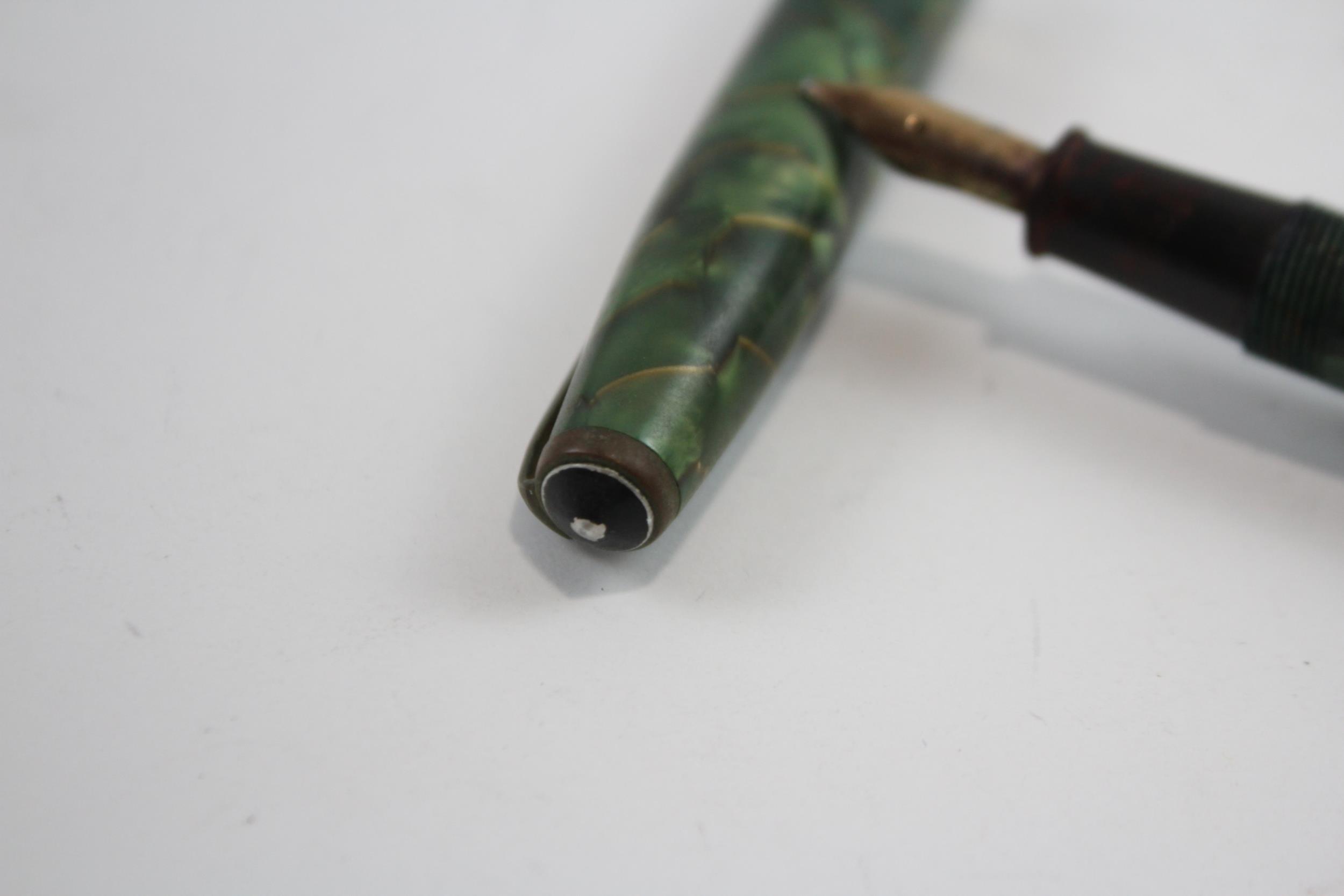 Vintage CONWAY STEWART Green Fountain Pen w/ 14ct Gold Nib WRITING // Dip Tested & WRITING In - Image 3 of 7