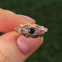 18ct Gold Diamond, Sapphire & Ruby Five Stone Ring (2.4g) Size P