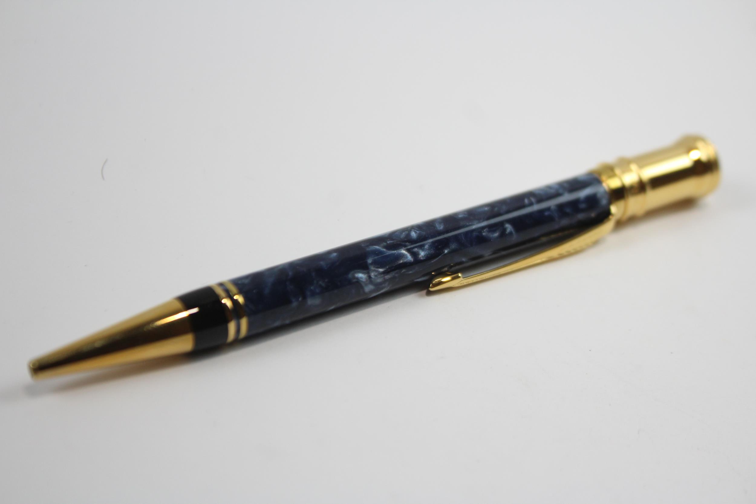 Parker Duofold Navy Lacquer Fountain Pen w/ 18ct Gold Nib, Ballpoint Etc // Dip Tested & WRITING - Image 6 of 8